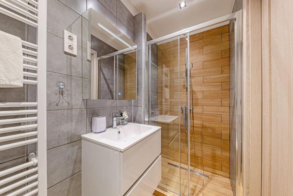 Appartamento Chic Loft Bp: Industrial Gem Budapest Esterno foto