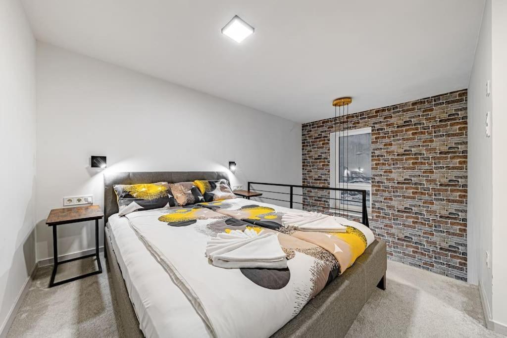 Appartamento Chic Loft Bp: Industrial Gem Budapest Esterno foto