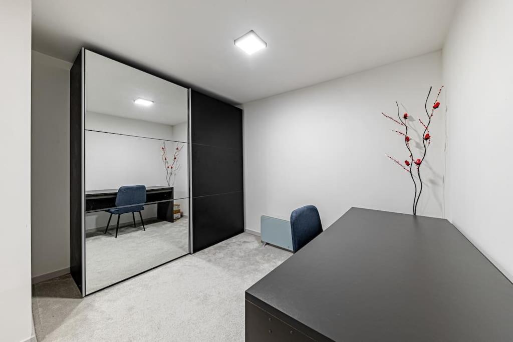 Appartamento Chic Loft Bp: Industrial Gem Budapest Esterno foto